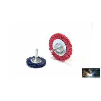   Nylon szár.körk.D19x3,15 Spri Műa. huzalú csapos körkefe 12232620