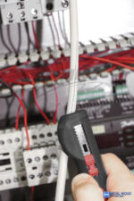 WIHA kábelcsupaszító 4in1 Multi-tool kerek kábelekhez kampós pengével 125mm 24677SB/No.44242 - Image 3