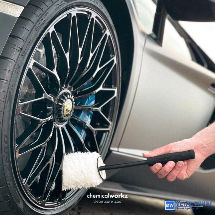 ChemicalWorkz Felnikefe Mikroszálas Wheel Brush White - Image 4