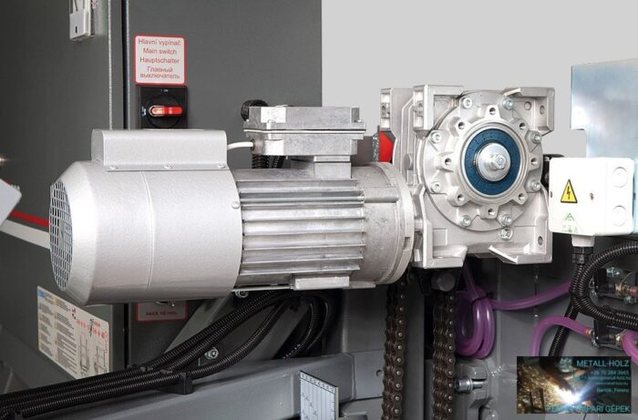 PILOUS CTR800 FORESTOR - vízszintes rönkhasító faipari szalagfűrészgép. - Image 3