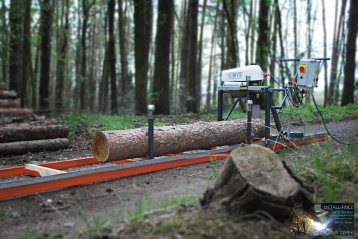 MVS Mini Sawmill-1 mobil láncos faipari gyorsfűrész szett áramfejlesztő generátorral - Image 3