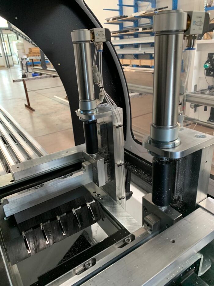 GEAM MARLIN CNC 550 ALUMÍNIUM PROFILMEGMUNKÁLÓ GÉP - Image 14