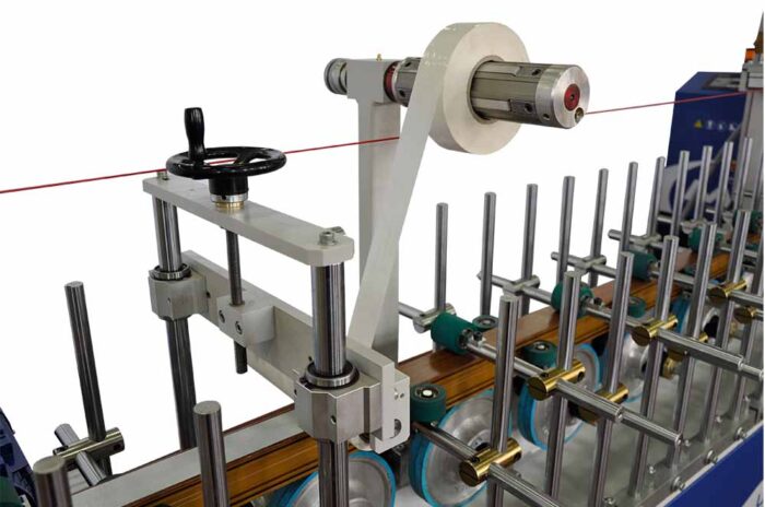 UNIMAK PW 35 W6-P - ABLAKPROFIL PROFILFÓLIÁZÓ GÉP PUR RAGASZTÓ FELHORDÓ RENDSZERREL - Image 5