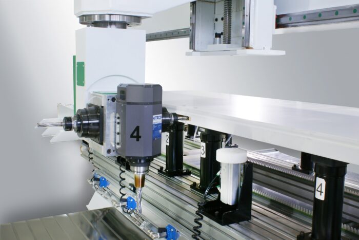 GREDA DIVA DOORS - ajtómegmunkáló CNC központ - Image 5